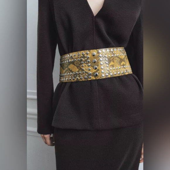 🔥🔥Zara studded belt - Picture 1 of 3